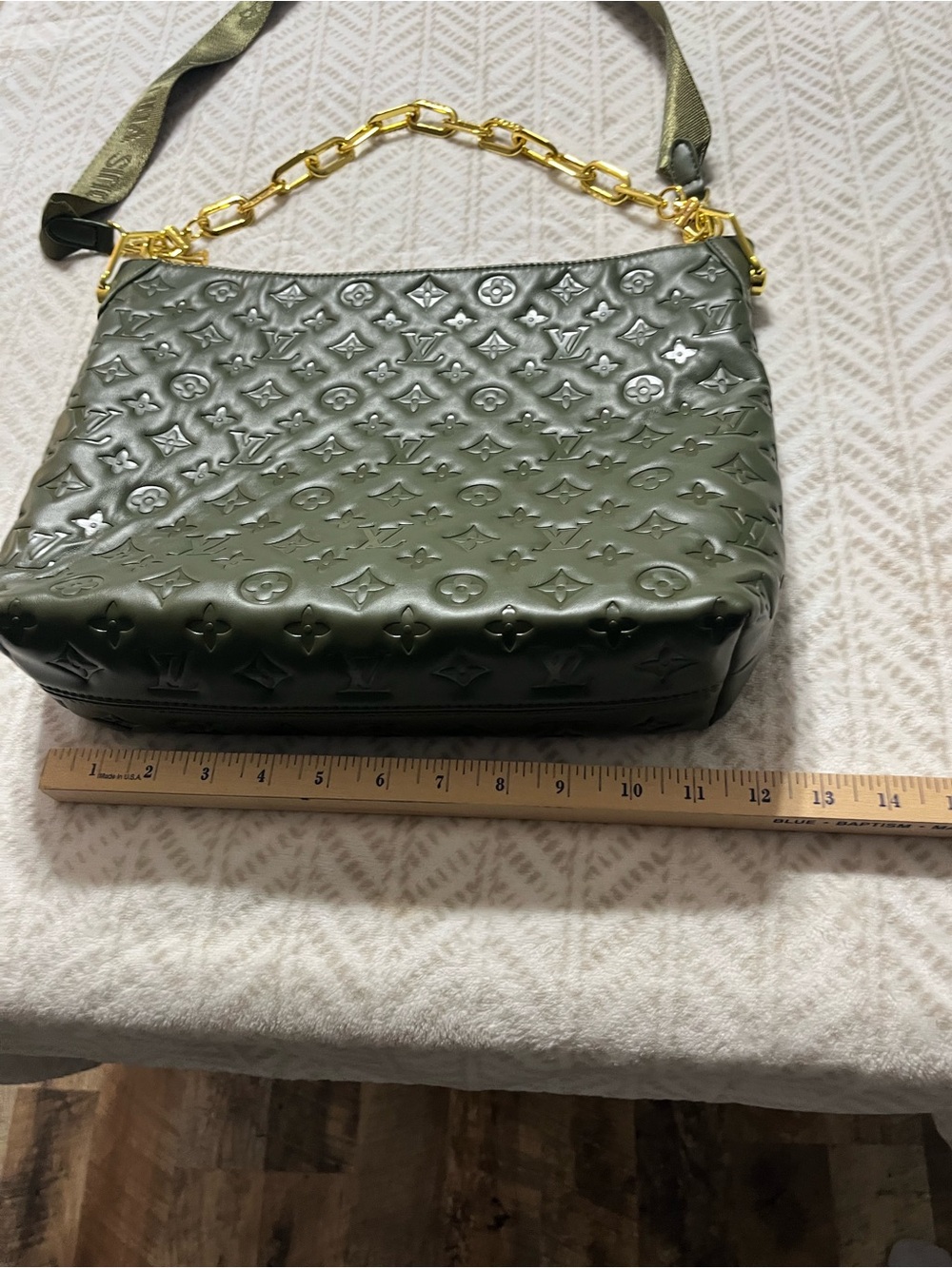 Louis Vuitton Olive Green Embossed Monogram Crossbody with Matching Pouch - Picture 9 of 16